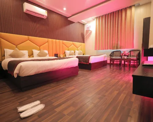 Hotel Krishnam Hotéis em Vrindavan