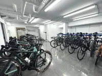 Apartaments Els Quimics - parkir
