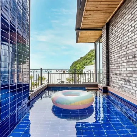 Namhae Yanghwa Seaside Pension