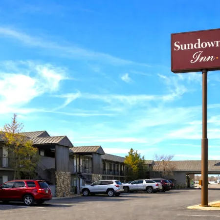 Sundowner Inn Forsyth I 94