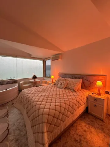 Kroisos Otel Ve Restaurant Hotel di Eğirdir