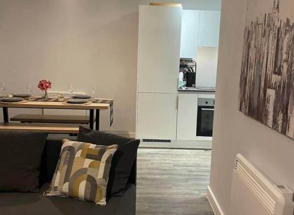 Stylish Retreat - Sleeps 6 Terrace-2Bedroom-Petsok