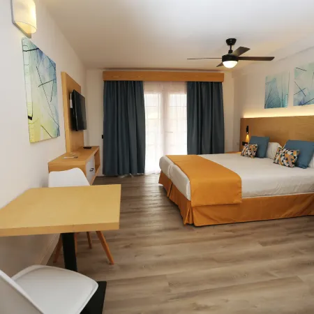 Hotel-Apartamentos Andorra