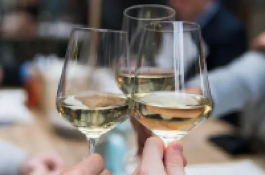 Cozy Cottage with Fire Pit Hoteles en Fairfield