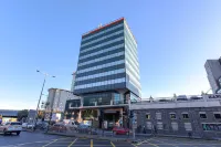 Cardiff Bute Terrace Hotel by Belvilla