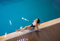 Ramada by Wyndham Tbilisi Old City - Pools