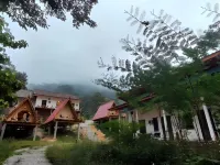 Mimosa Inn Nong Khiaw
