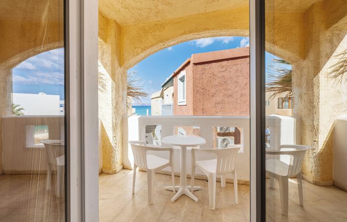 Niros Beachfront Aparthotel