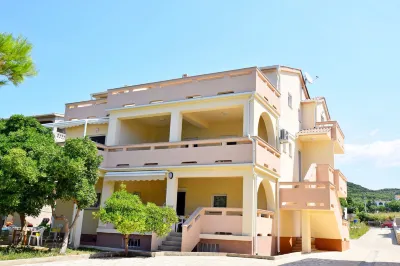 Apartments A-Z Hotel a 