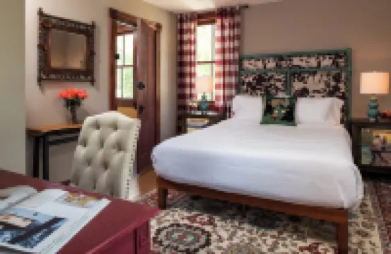 Pine Brook Manor