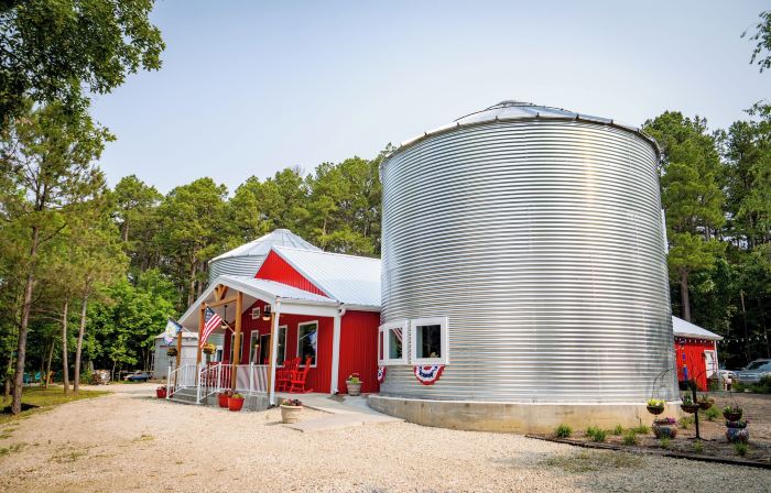 Hermann Grain Bins BNB