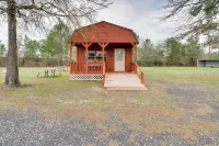 Plantersville Cabin on 50 Acres w/ Pond & Fire Pit - 2-Sterne