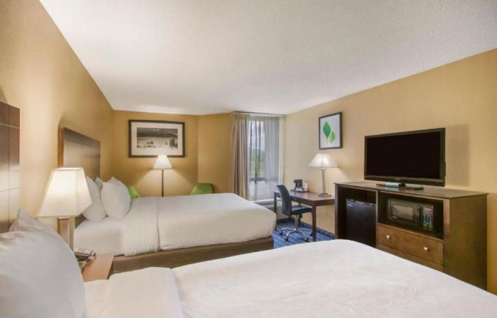 Clarion Inn Asheville Airport