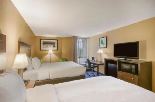 Clarion Inn Asheville Airport