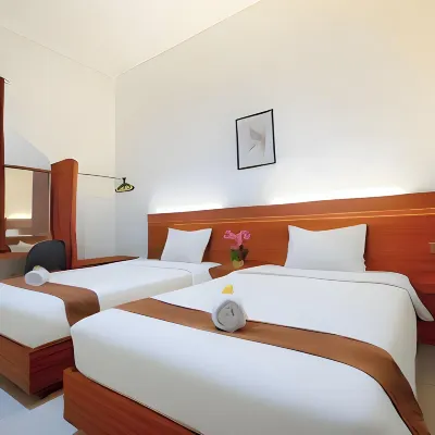 Gapura Residence Hotels near Maerokoco Semarang