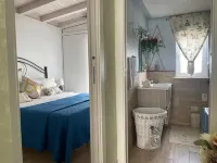 Penthouse in the Historic Center 70m from the Train Station, 700m. from the Sea