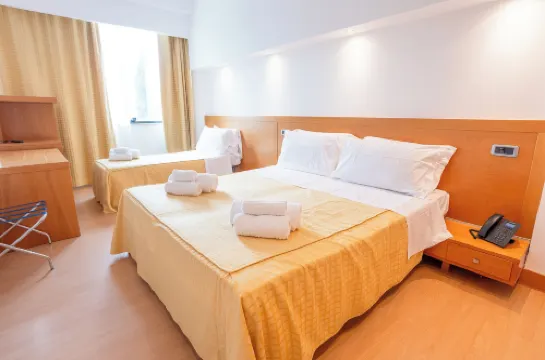 HOTEL PLANET INTERNATIONAL