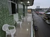 Frota Palace Hotel فنادق في ماكابا