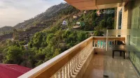 Hotel Royal Ark - Kasauli - Mountain view