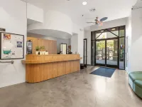 Little Italy Inn - Limited Service Apart Hotel Các khách sạn gần Sân bóng chày Petco Park