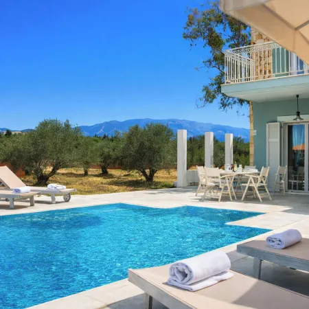 Estrellas Luxury Villas