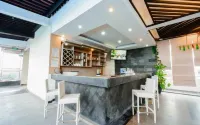 Sahabat Home Jogja - ที่มีบาร์