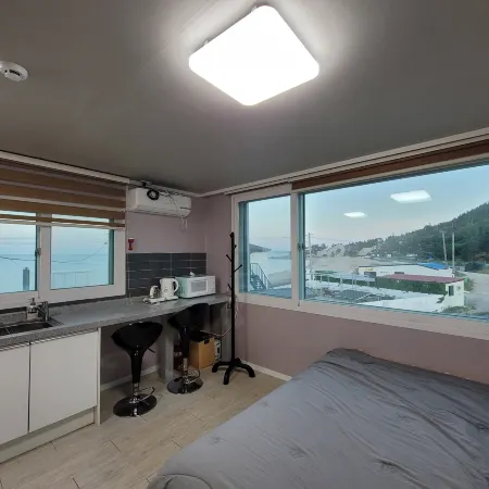 Pohang Childless Sea Pension