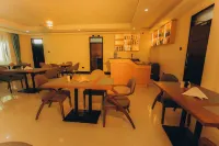 Port Harbor Hotel - 2-Star