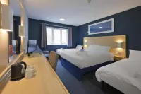 Travelodge Leeds Colton