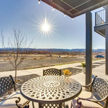 Mtn-view Balcony: Riverside Grand Junction Home!