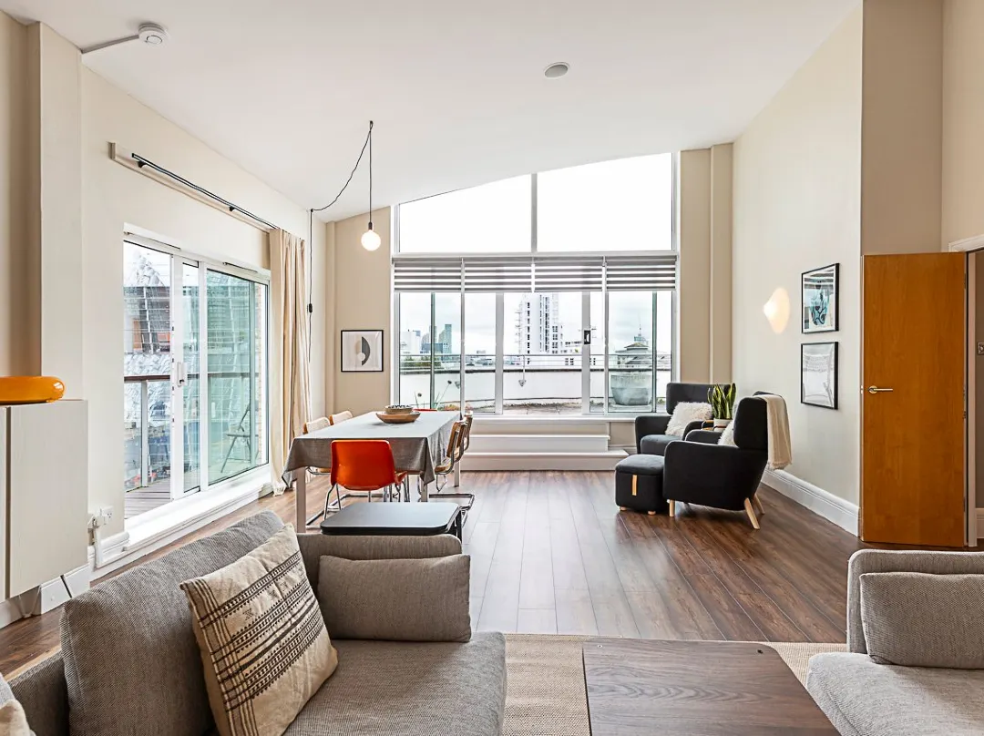 Bright And Stylish Riverside Haven In Canary Wharf - Greenwich