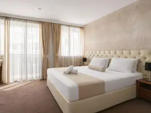 Alexandar Square Boutique Hotel