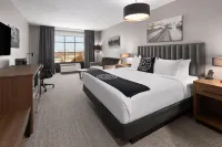 Riverbend Hotel and Suites, Trademark Collection by Wyndham