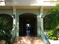 The Crown House Hotel Hotels in Philipsburg