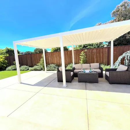 3bd/2ba Remodeled Luxury Home + Steam Shower!
