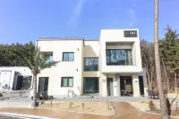 The on Tourist Hotel - Hostels