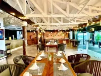 Flamingo Cancun All Inclusive Hotels near Forum Beach Cancun