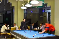 Emirates Stars Hotel Apartments Sharjah - Condos
