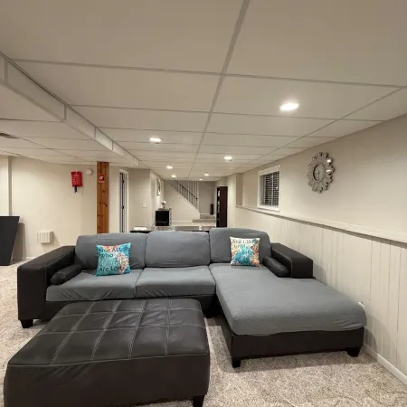 Charming 3 Bedroom 2.5 bathroom finished basement, Huge yard and Charcoal grill