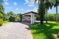 Sultan Villa - Tennis • CT Pool • BBQ - Villas