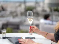 The 1932 Hotel & Spa Cap d'Antibes - MGallery - ที่มีบาร์