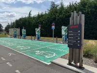 Greet hôtel Angoulême Ouest - parking