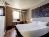 Ibis Granada - สัตว์เลี้ยง