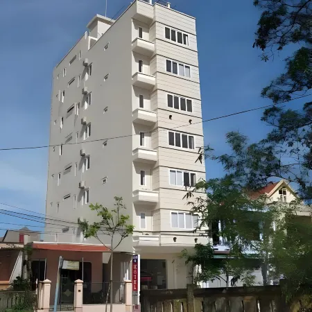 Nam Long Plus Hotel