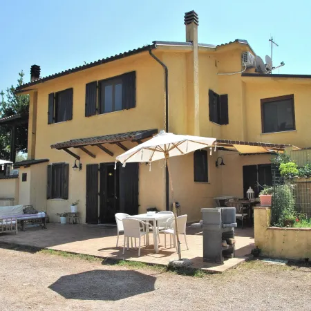 Holiday Resorts for 10 Persons, with Swimming Pool, Wifi and Air Conditioner