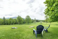 Hidden Gem on Darling Hill  w/ Direct Kingdom Trails Access Luxe Home & Location