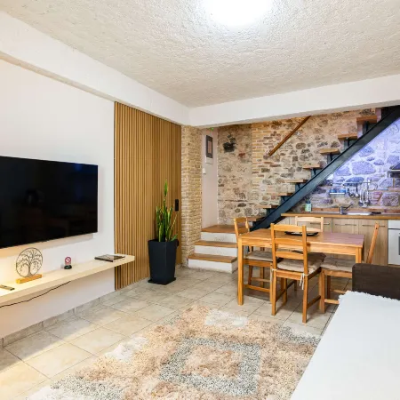 Limni Stone Apartments – Coastal Haven