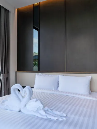 รูปภาพของBrand new stylish Aileen Villa near Naithon beach