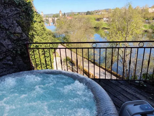 A Lot Of Cahors - spa