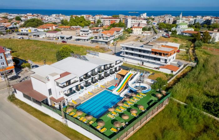 Atas Aqua  Otel Avsa